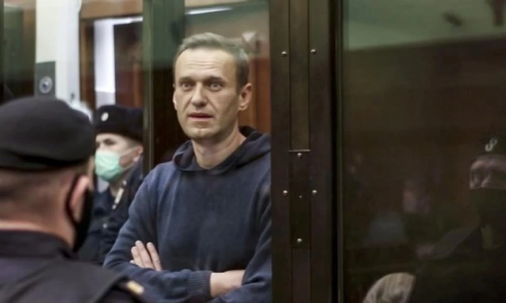 Ο Ναβάλνι καταγγέλει τις ρωσικές σωφρονιστικές αρχές για ''στέρηση ύπνου''